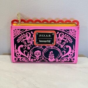 🔥Pixar Loungefly Coco Wallet NWOT🔥